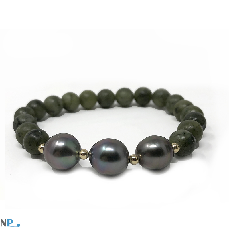 Bracelet élastique de Pierres naturelles, perles fines Jade du Sud de la Chine et 3 magnifiques perles de Tahiti avec 4 billes en Or 18 carats